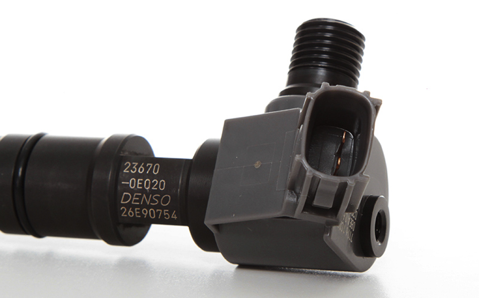 Inyector Genuino Toyota Hilux 2.4L 2016-2018 DENSO 23670-0E020 / 23670-09430 / 23670-11020 / 23670-19025 COD. DENSO 295700-0560 9729570-056